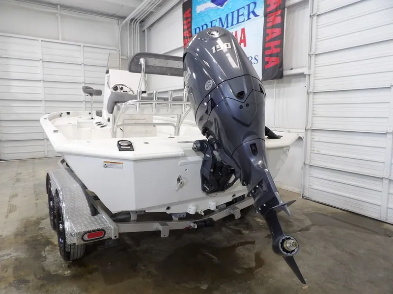 Slide: The Image of Avid 23 FS Magnum 2024 - 6