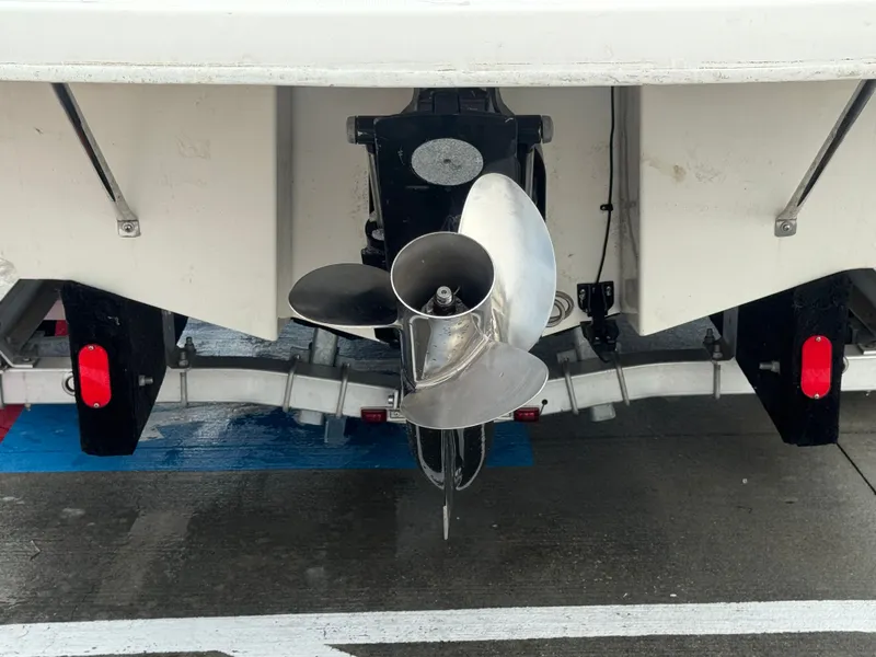 Slide: The Image of Bayliner 215 Deck Boat 2014 - 11