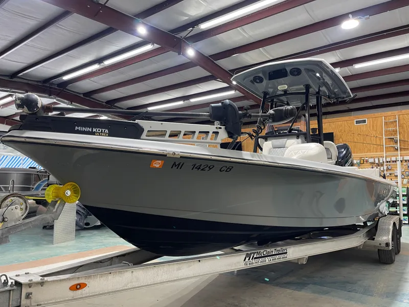 Slide: The Image of Blue Wave 2400 Pure Bay 2020 - 30