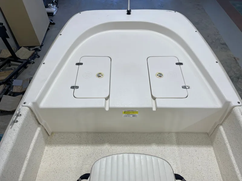 Slide: The Image of Carolina 17 DLX 2020 - 20