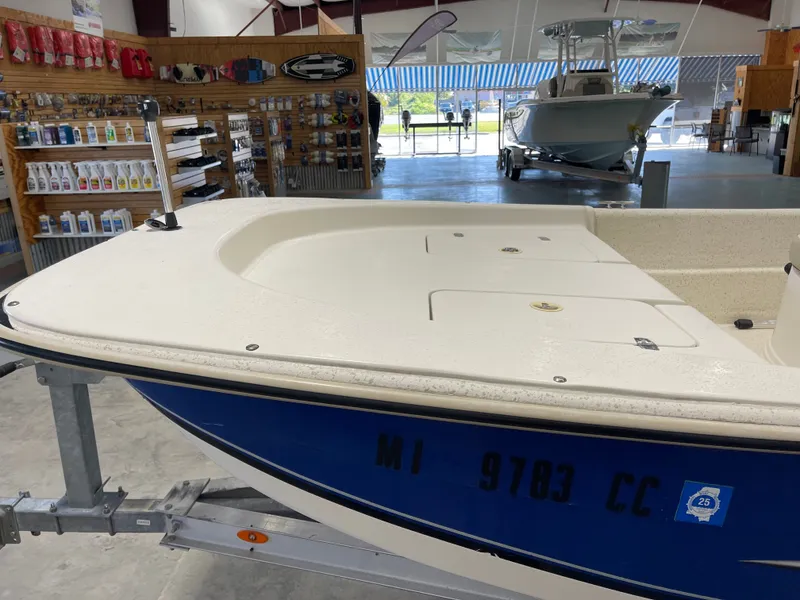 Slide: The Image of Carolina 17 DLX 2020 - 9