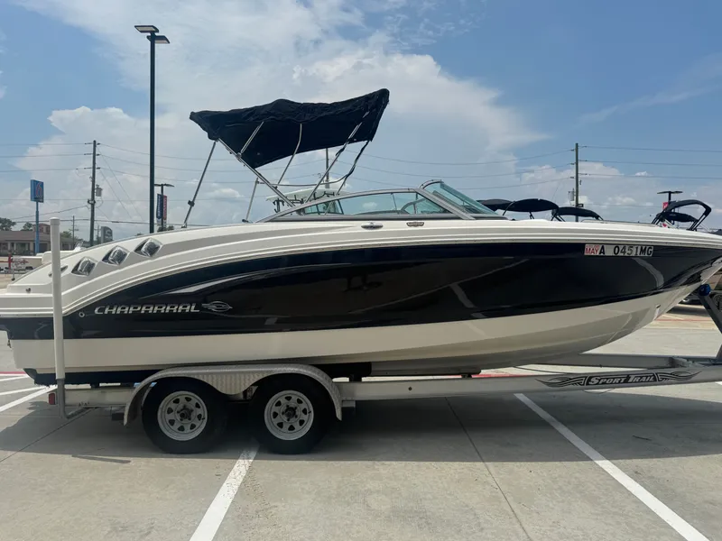 Slide: The Image of Chaparral 246 SSi 2012 - 8