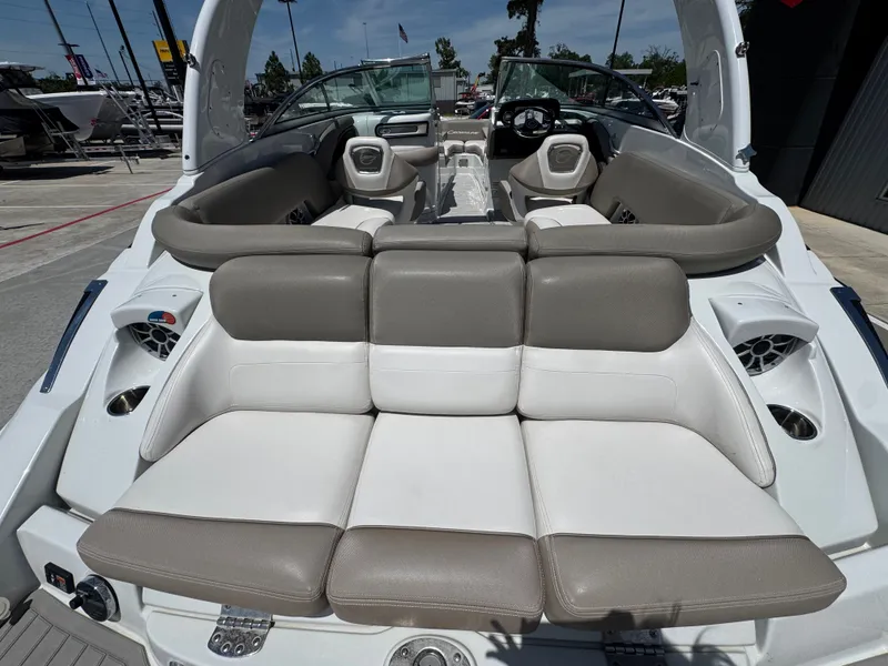 Slide: The Image of Crownline Boats 265 SS 2020 - 14