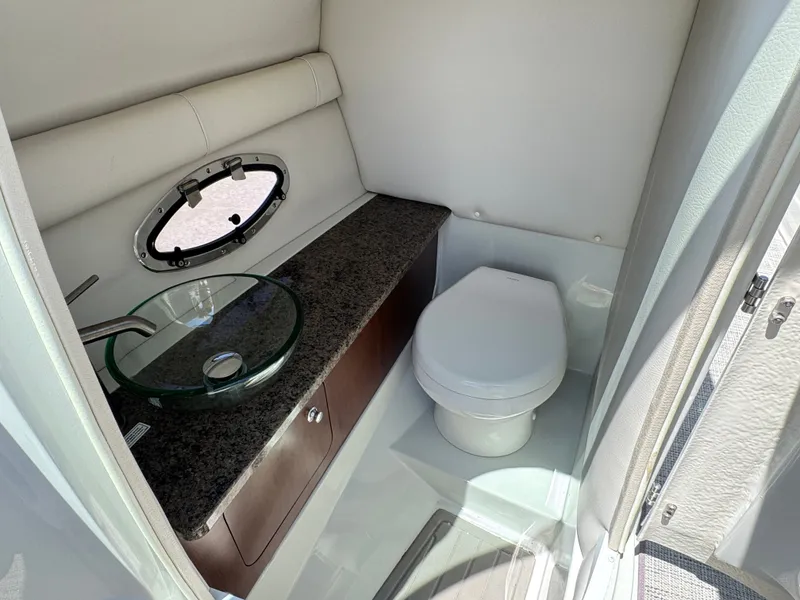 Slide: The Image of Crownline Boats 265 SS 2020 - 23