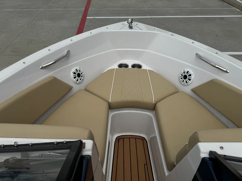 Slide: The Image of Glastron GT 180 2016 - 17