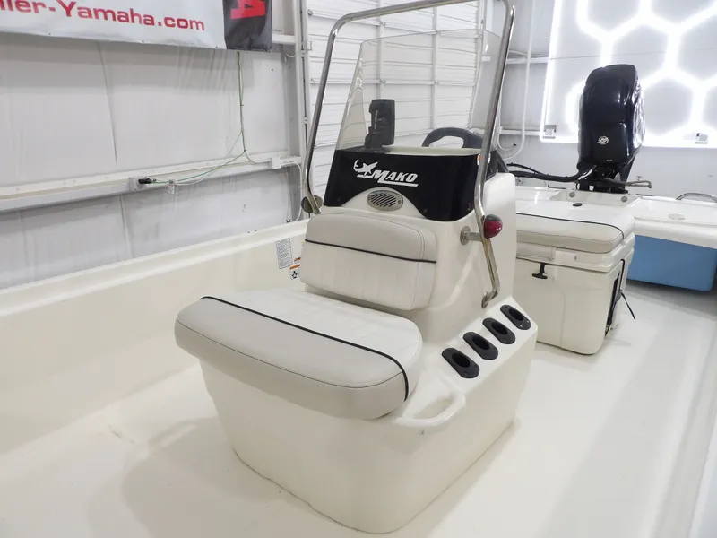 Slide: The Image of Mako Pro Skiff 17 CC 2016 - 14