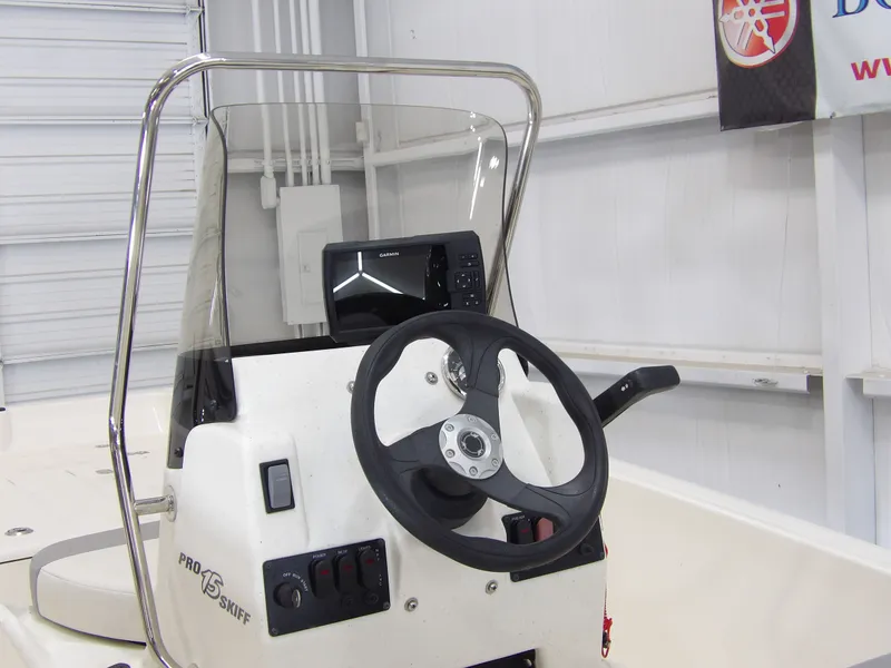 Slide: The Image of Mako Pro Skiff 15 CC 2022 - 16