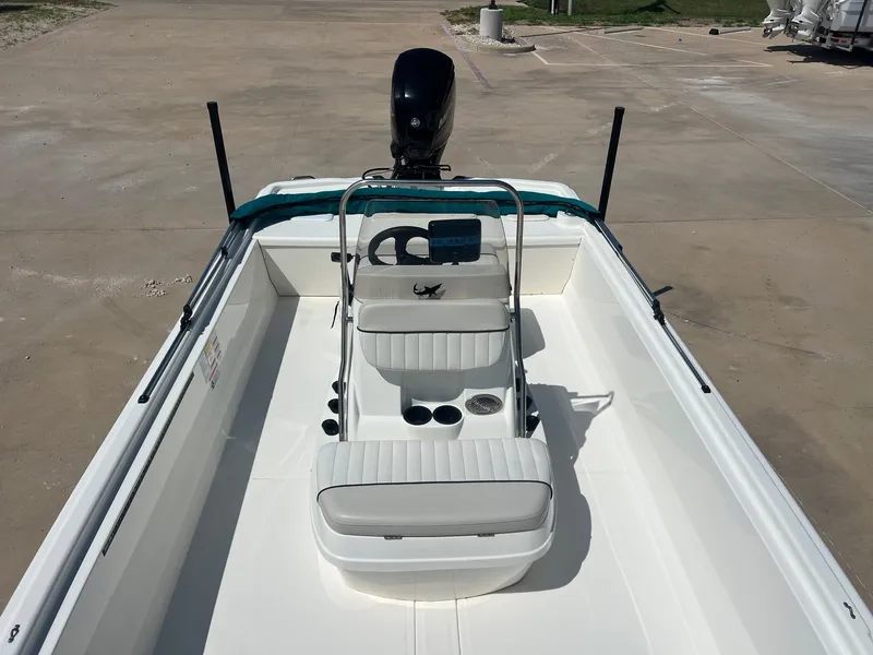 Slide: The Image of Mako Pro Skiff 19 CC 2017 - 15