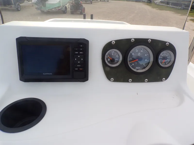 Slide: The Image of Mako Pro Skiff 19 CC 2017 - 23