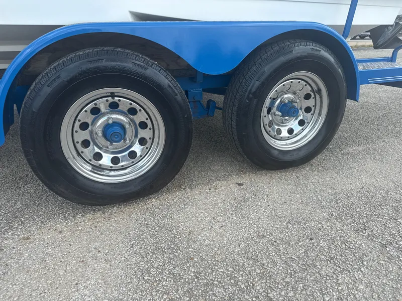 Slide: The Image of Monterey M-205 2019 - 23