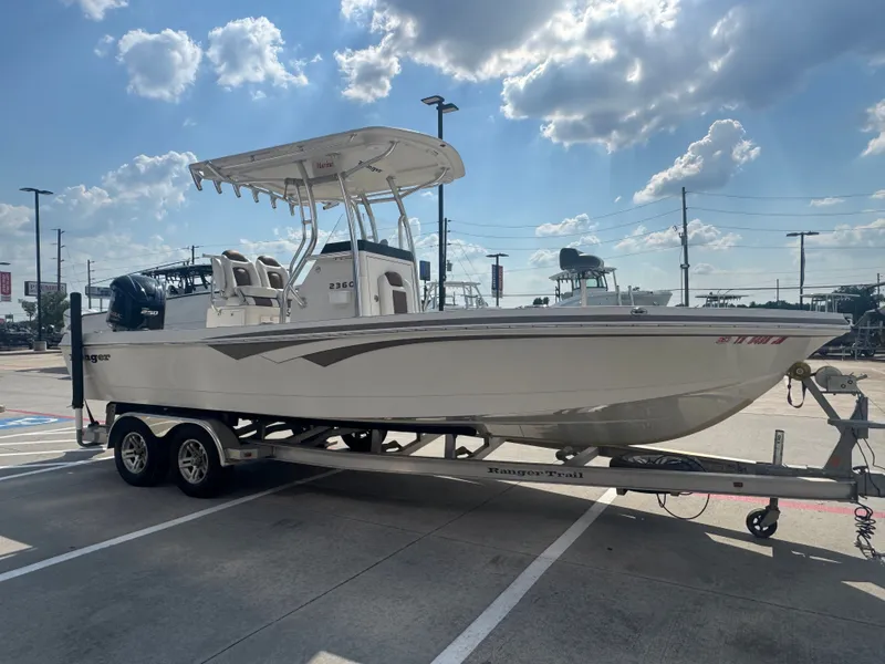 Slide: The Image of Ranger Boats 2360 Bay 2020 - 5