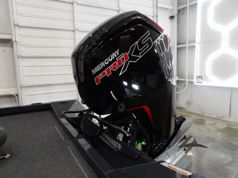 Slide: The Image of Ranger Boats RT188C 2023 - 17