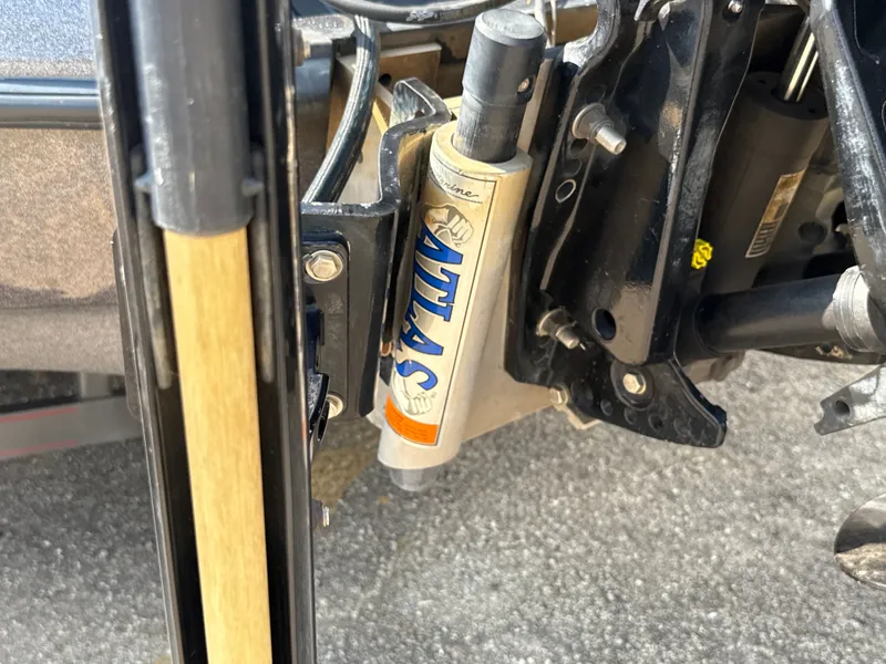 Slide: The Image of Ranger Z520 Comanche 2013 - 6