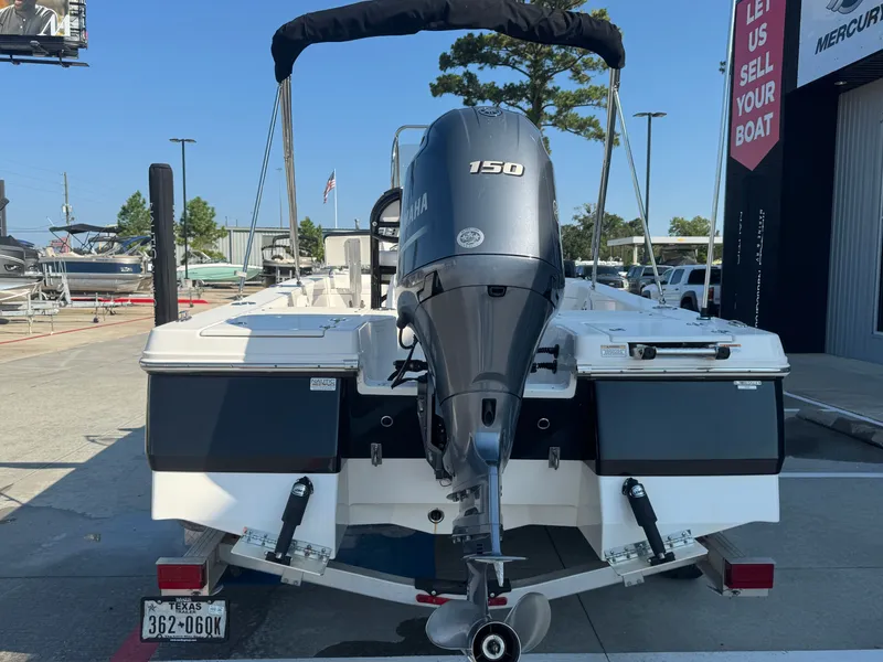 Slide: The Image of Robalo 206 Cayman 2019 - 7