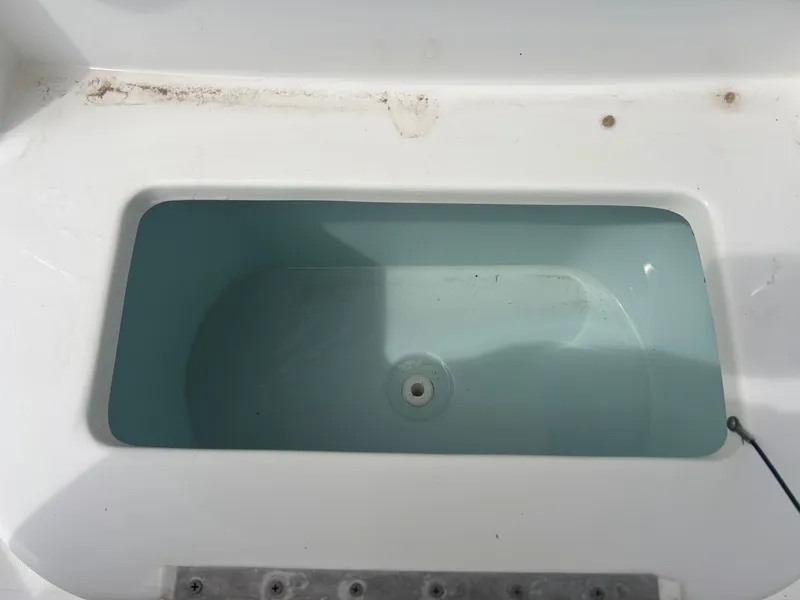 Slide: The Image of Sea Hunt Ultra 234 2013 - 18