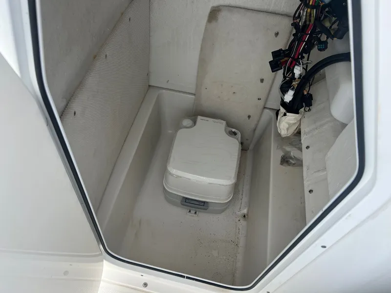 Slide: The Image of Sea Hunt Ultra 234 2013 - 20