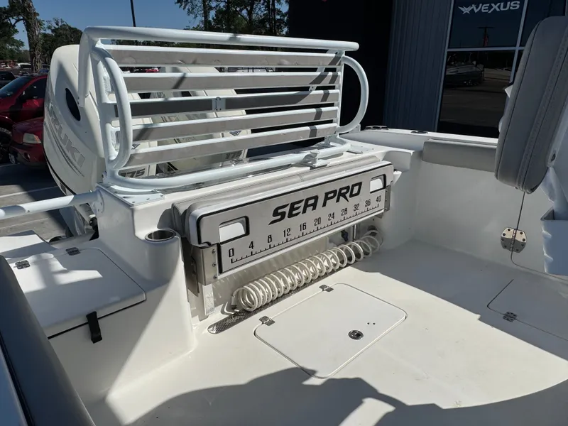 Slide: The Image of Sea Pro 259 Center Console 2019 - 14