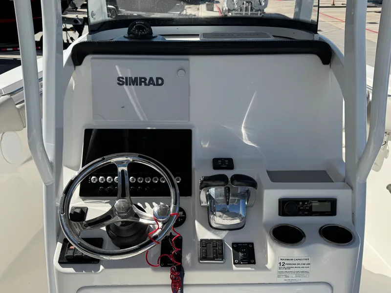 Slide: The Image of Sea Pro 259 Center Console 2019 - 8