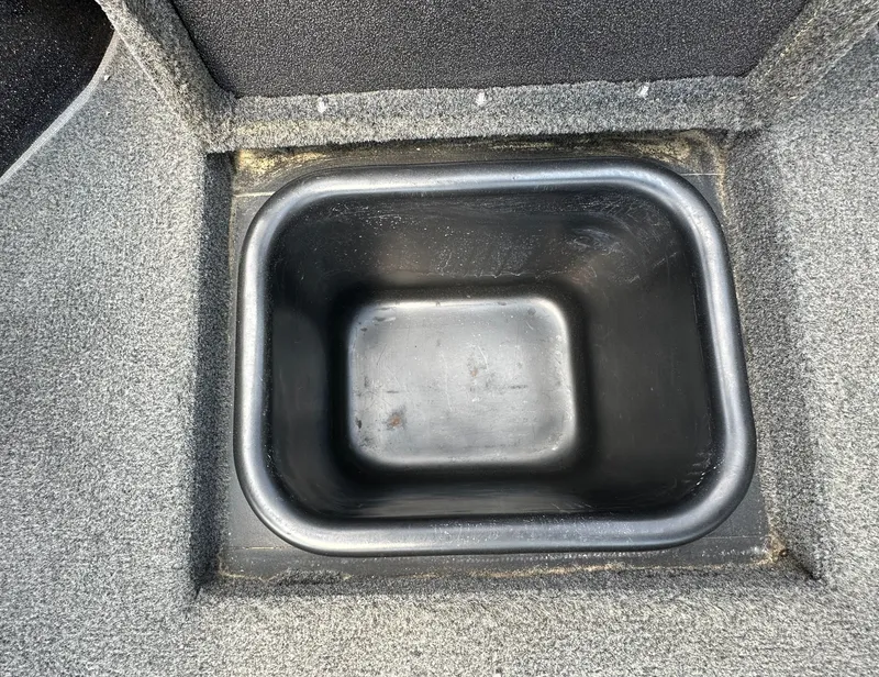 Slide: The Image of Skeeter FXR21 Apex 2021 - 19