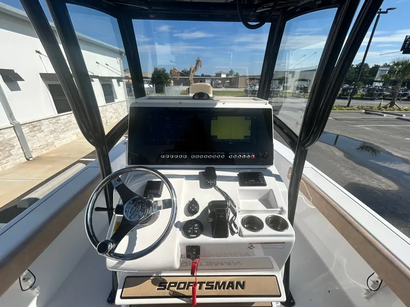 Slide: The Image of Sportsman Masters 267 Bay Boat 2019 - 15