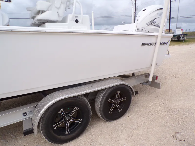 Slide: The Image of Sportsman Masters 267 Bay Boat 2021 - 70