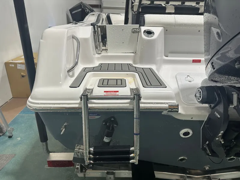 Slide: The Image of Tidewater 210 CC Adventure 2025 - 9