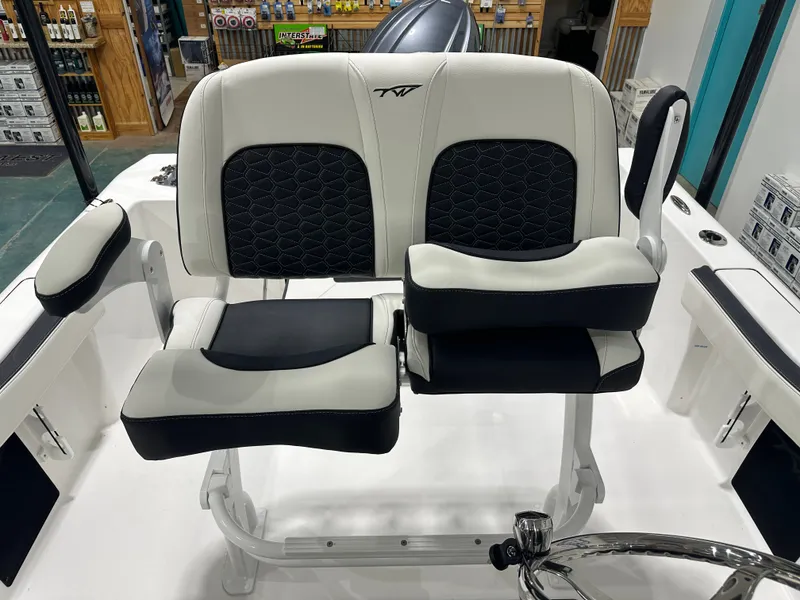 Slide: The Image of Tidewater 210 CC Adventure 2025 - 19