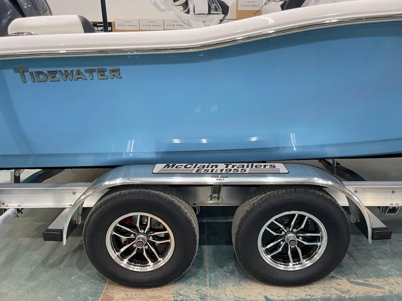 Slide: The Image of Tidewater 210 LXF 2025 - 11