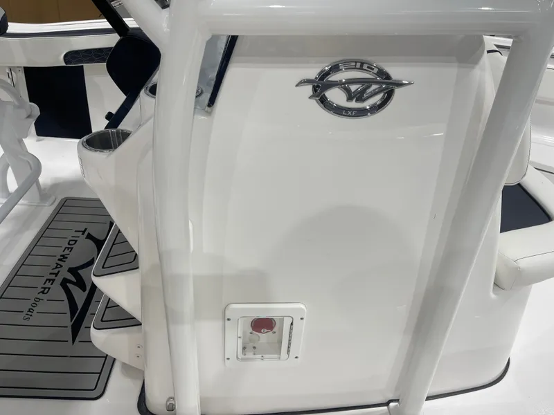 Slide: The Image of Tidewater 210 LXF 2025 - 24