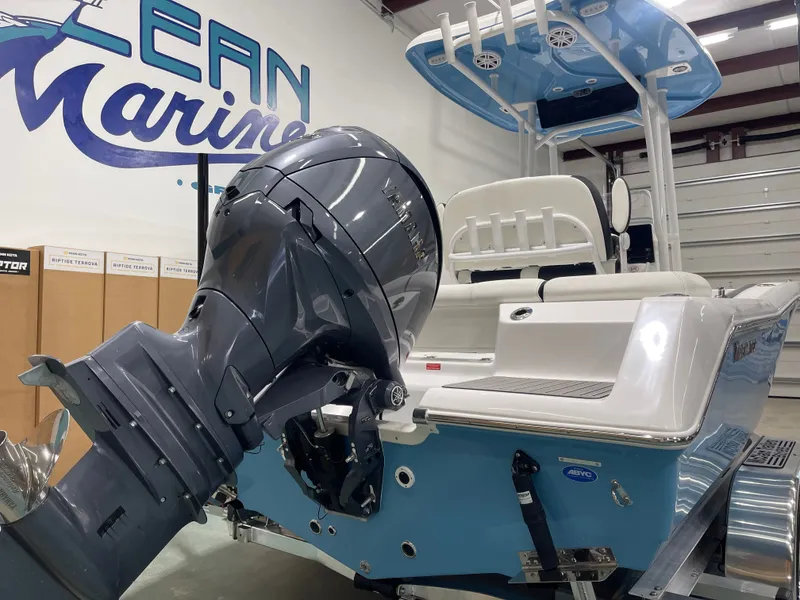 Slide: The Image of Tidewater 210 LXF 2025 - 9