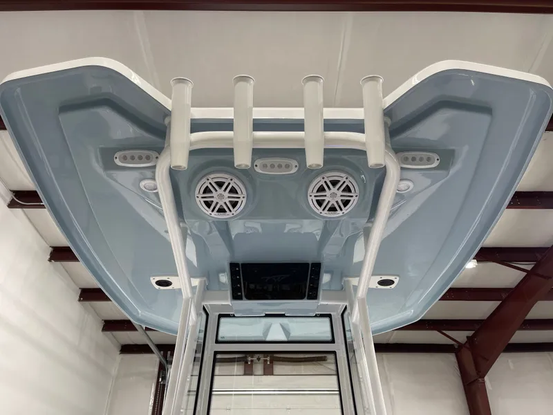 Slide: The Image of Tidewater 210 LXF 2025 - 17