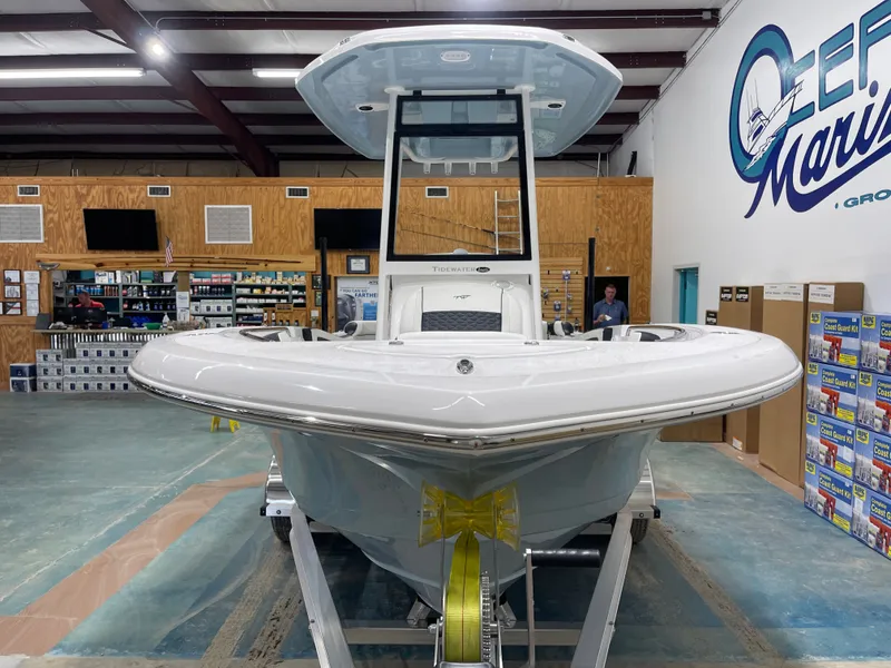 Slide: The Image of Tidewater 210 LXF 2025 - 5