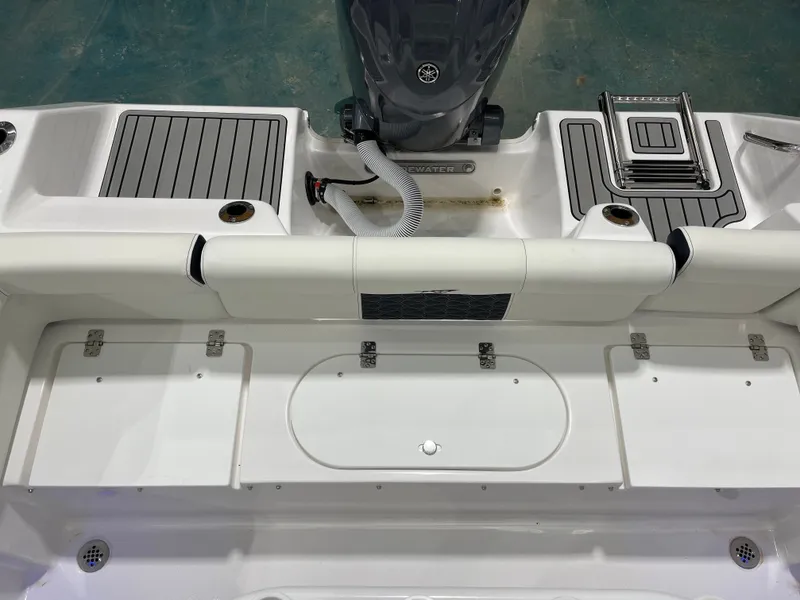 Slide: The Image of Tidewater 210 LXF 2025 - 9