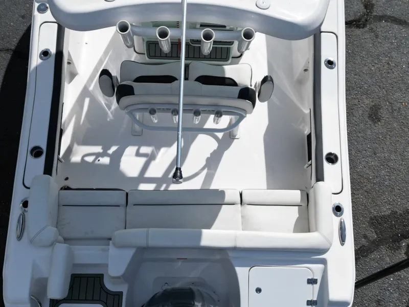 Slide: The Image of Tidewater 220 LXF 2025 - 45