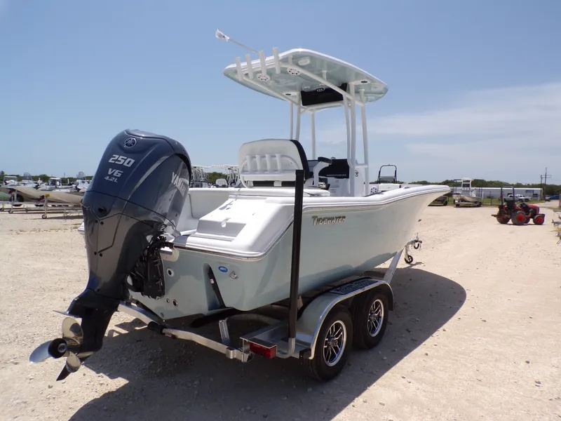 Slide: The Image of Tidewater 220 LXF 2025 - 9