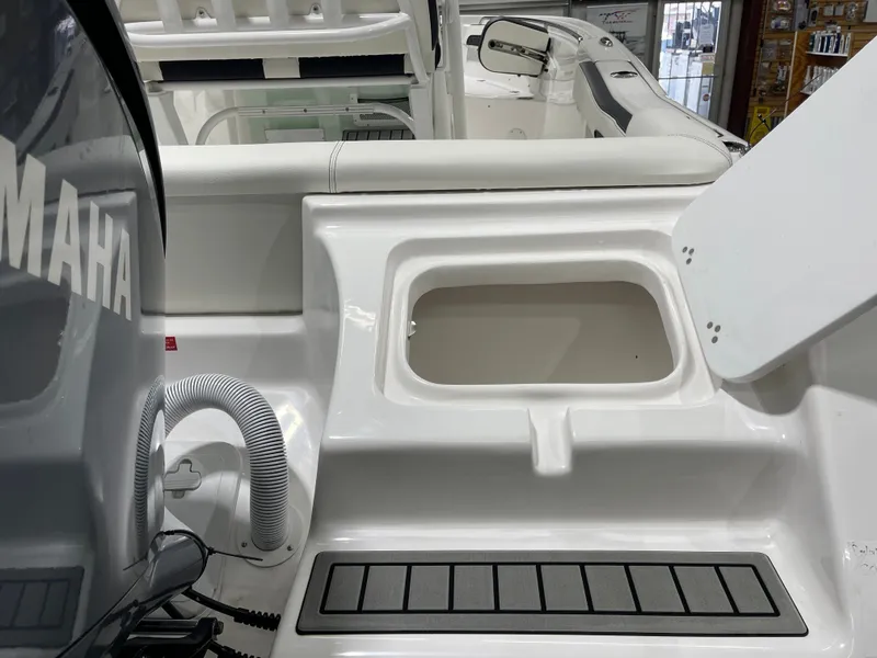 Slide: The Image of Tidewater 220 LXF 2025 - 12