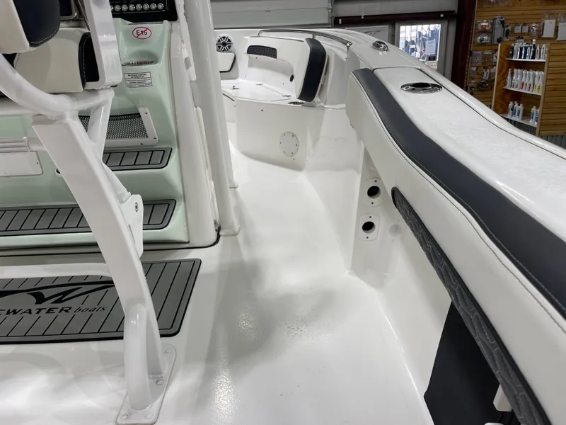 Slide: The Image of Tidewater 220 LXF 2025 - 30