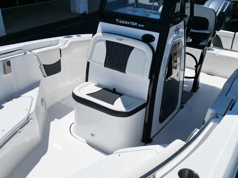 Slide: The Image of Tidewater 232 LXF 2025 - 46