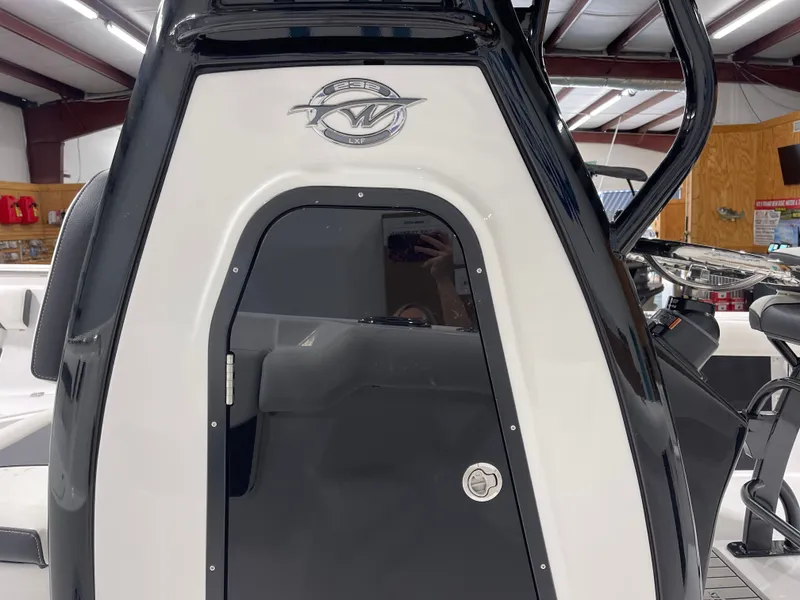 Slide: The Image of Tidewater 232 LXF 2025 - 8