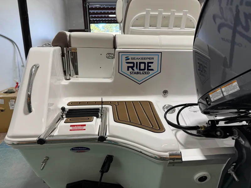 Slide: The Image of Tidewater 232 LXF 2025 - 10