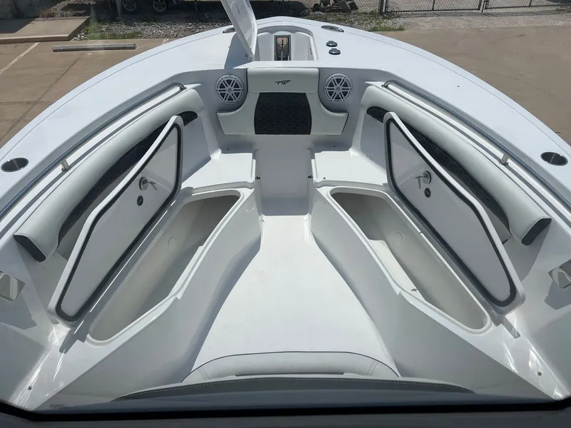 Slide: The Image of Tidewater 232 LXF 2025 - 12