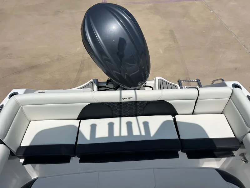 Slide: The Image of Tidewater 232 LXF 2025 - 27