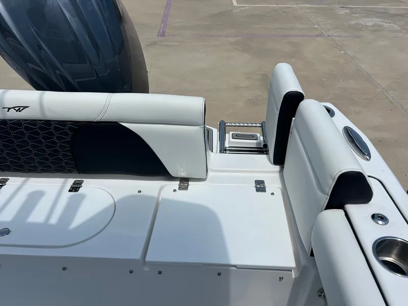 Slide: The Image of Tidewater 232 LXF 2025 - 33