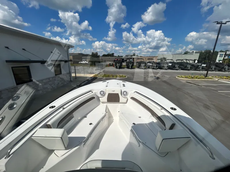 Slide: The Image of Tidewater 232 LXF 2025 - 19