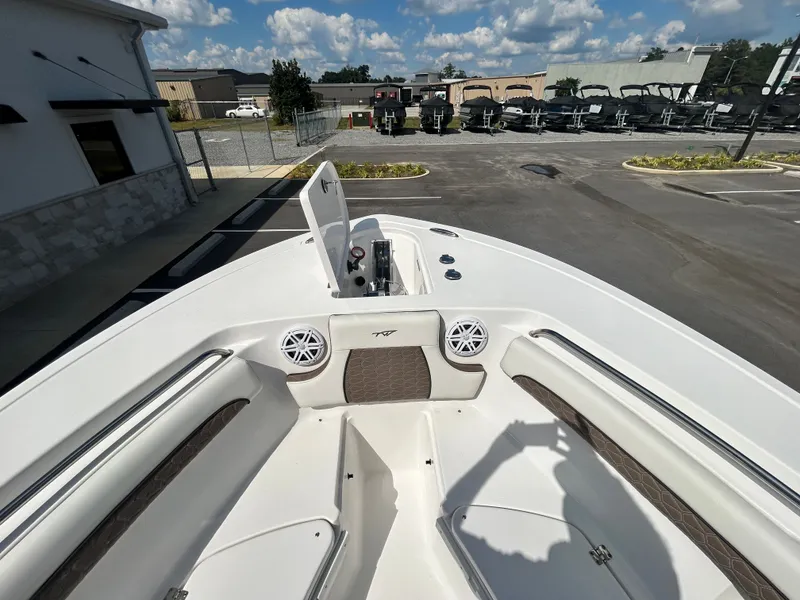 Slide: The Image of Tidewater 232 LXF 2025 - 21