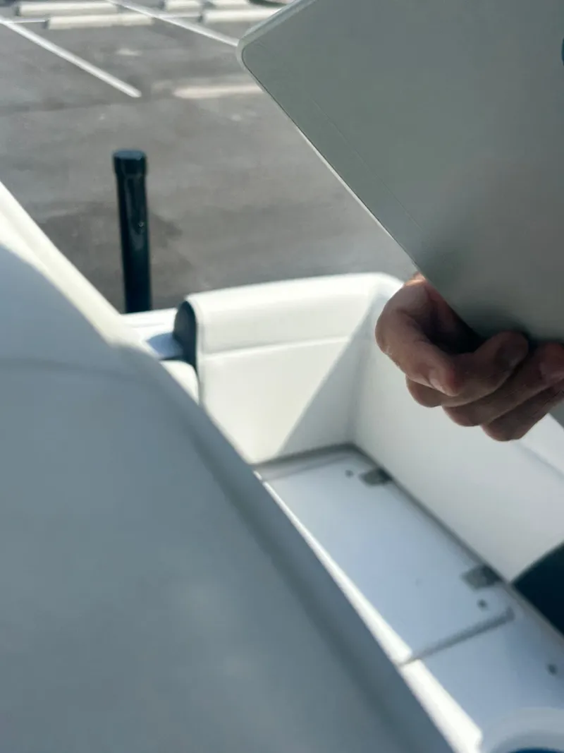 Slide: The Image of Tidewater 232 LXF 2026 - 10