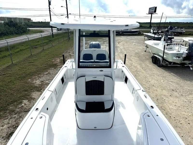 Slide: The Image of Tidewater 2410 Bay Max 2025 - 12