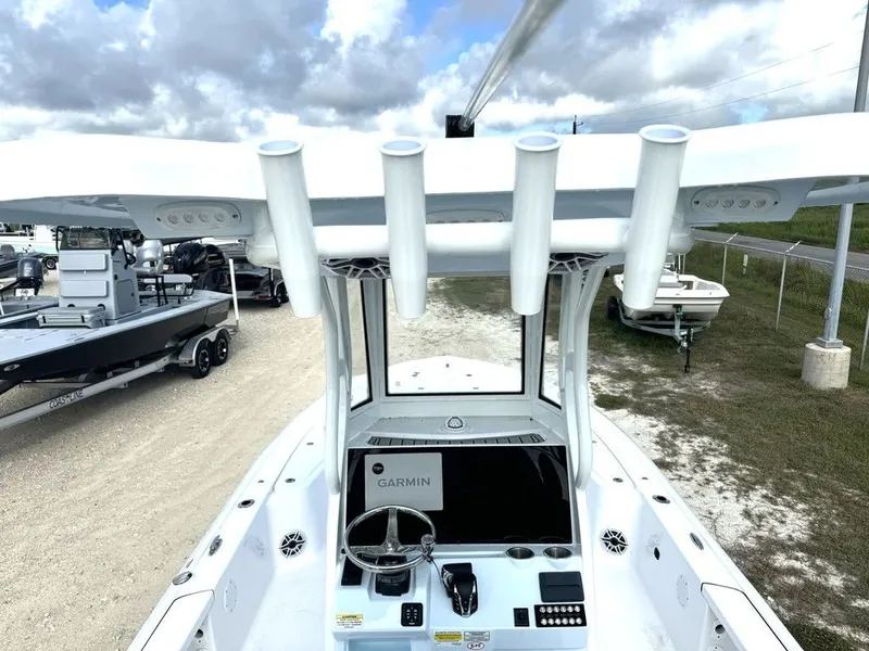 Slide: The Image of Tidewater 2410 Bay Max 2025 - 15