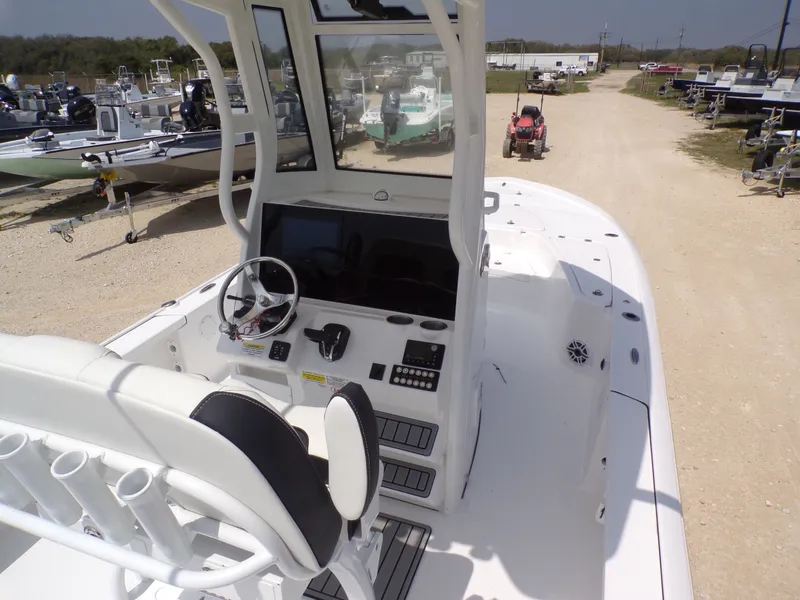 Slide: The Image of Tidewater 2410 Bay Max 2025 - 35