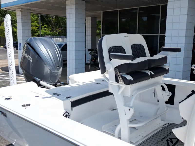 Slide: The Image of Tidewater 2410 Bay Max 2025 - 52